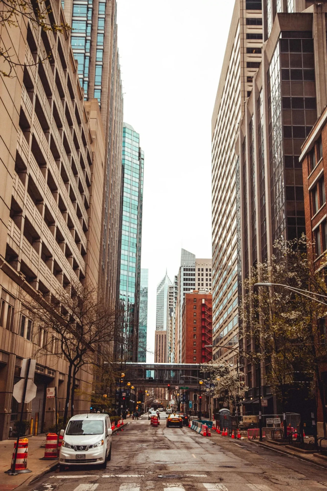 A view of some buildings in the city.